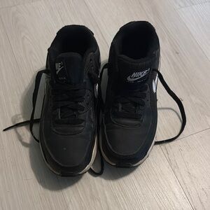 Nike Black Air Max Sneakers